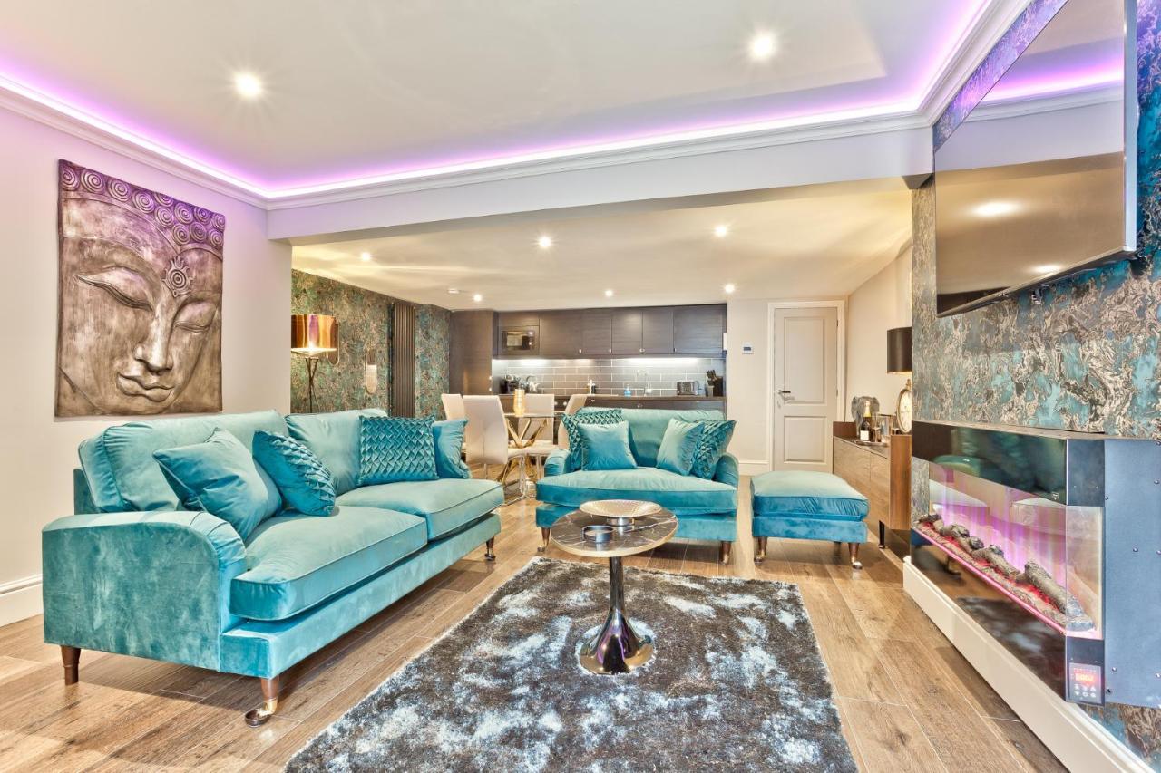 The Mews Boutique Deluxe Apartments, Sleep 2-6 People , Central Location, Free Parking Windermere Exteriér fotografie